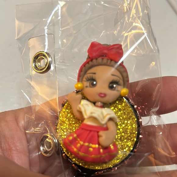 DISNEY - Encanto Dolores Badge Reel - Handmade - Picture 3 of 3